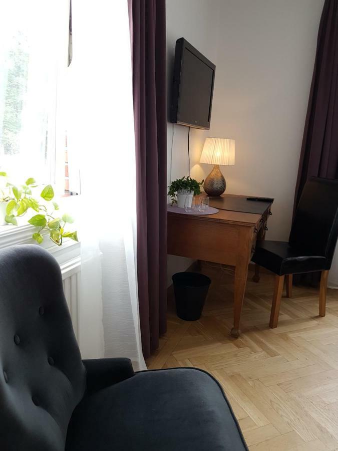Smalandsstenar Hotell Buitenkant foto
